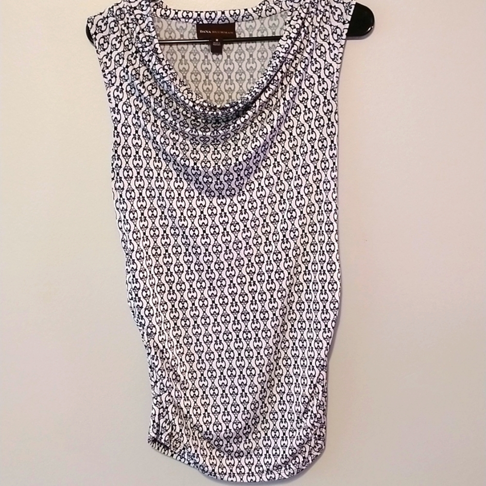 Tank with cowl neck